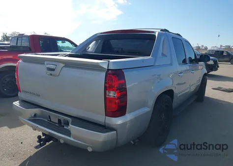 2011 Chevrolet Avalanche 1500 Ls from USA, damaged, VIN 3GNMCEE06BG396150
